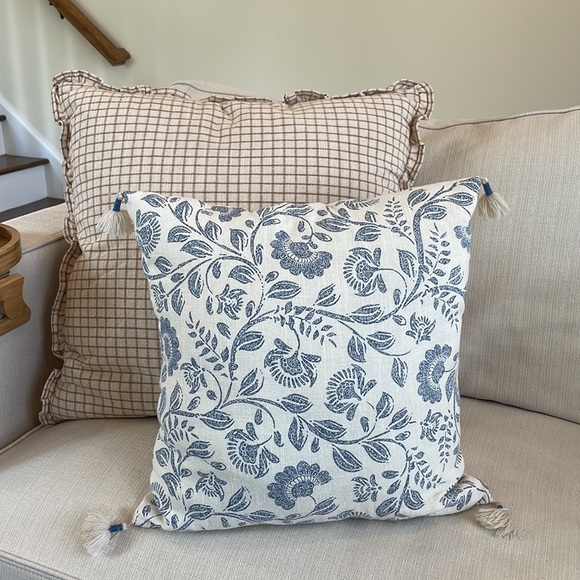 Threshold Accents 4 Gently Used Threshold Designed By Studio Mcgee